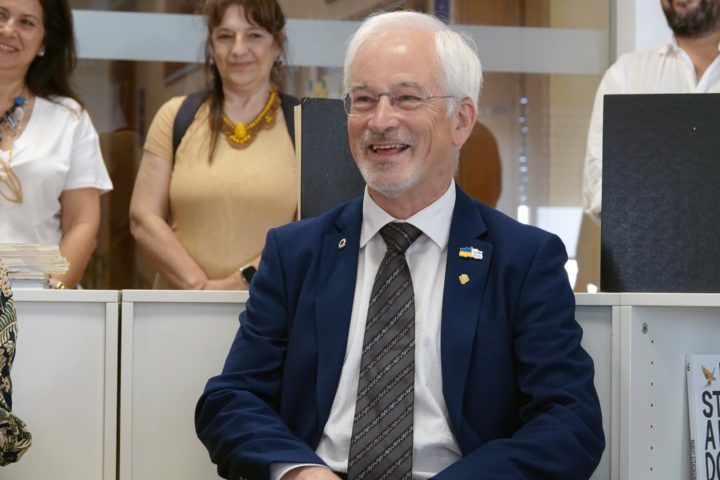 (Re)inaugurar a Biblioteca da Escola D. Dinis 4 (Personalizar)