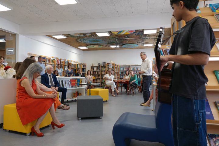 (Re)inaugurar a Biblioteca da Escola D. Dinis 9 (Personalizar)