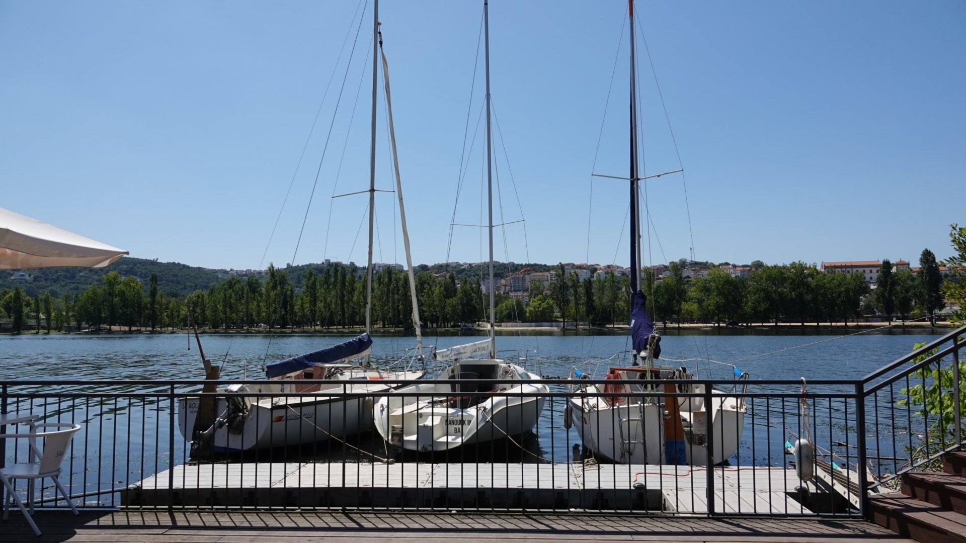 Novo pontão de amarração de veleiros nas Docas já recebeu os primeiros barcos