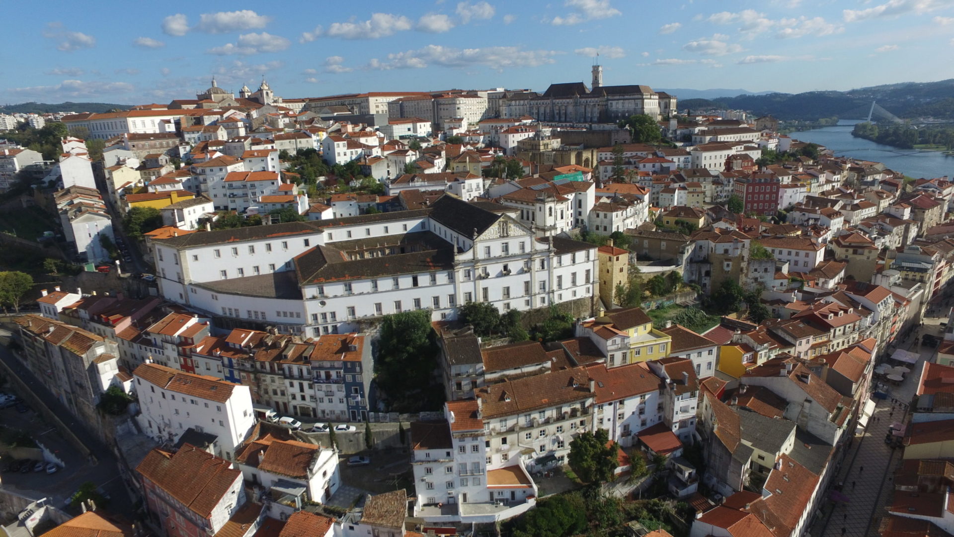 Concurso para conceção da imagem gráfica da marca “Eu Amo Coimbra” já tem vencedores