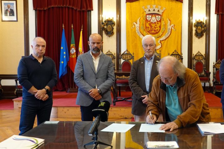 Consignação Obras Carvalhosas Águas Coimbra 1 (Personalizar)