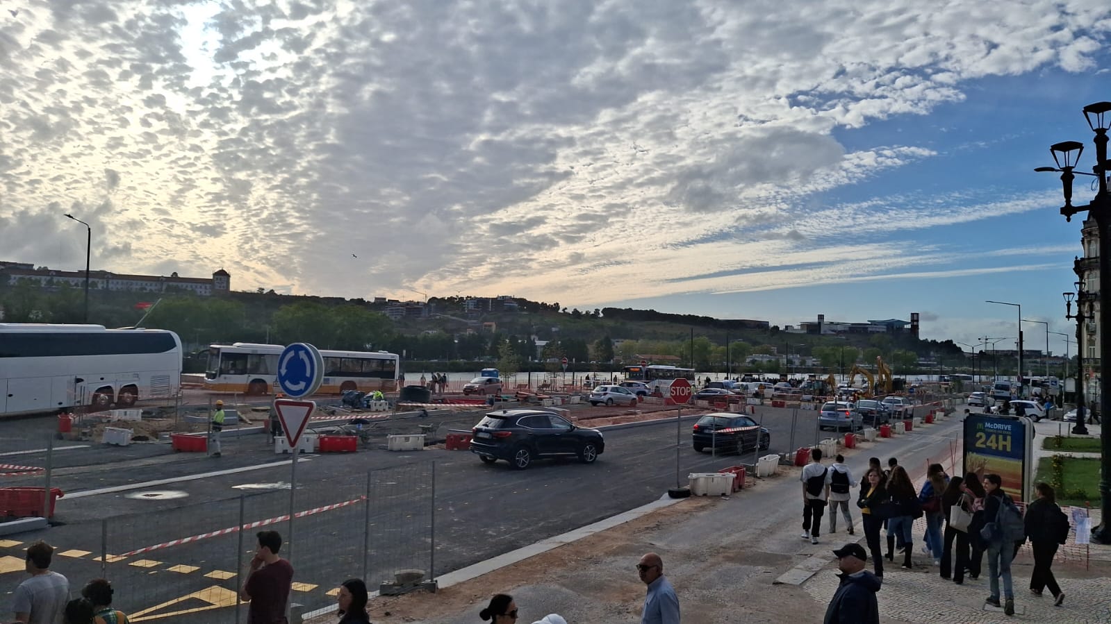 Obras do Metrobus | Abertura da nova rotunda da Portagem