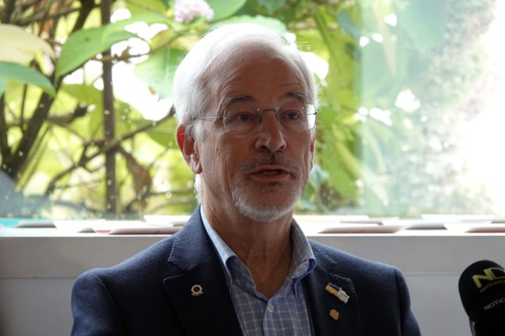 CI Casa da Cidadania e da Língua 3 (Personalizar)