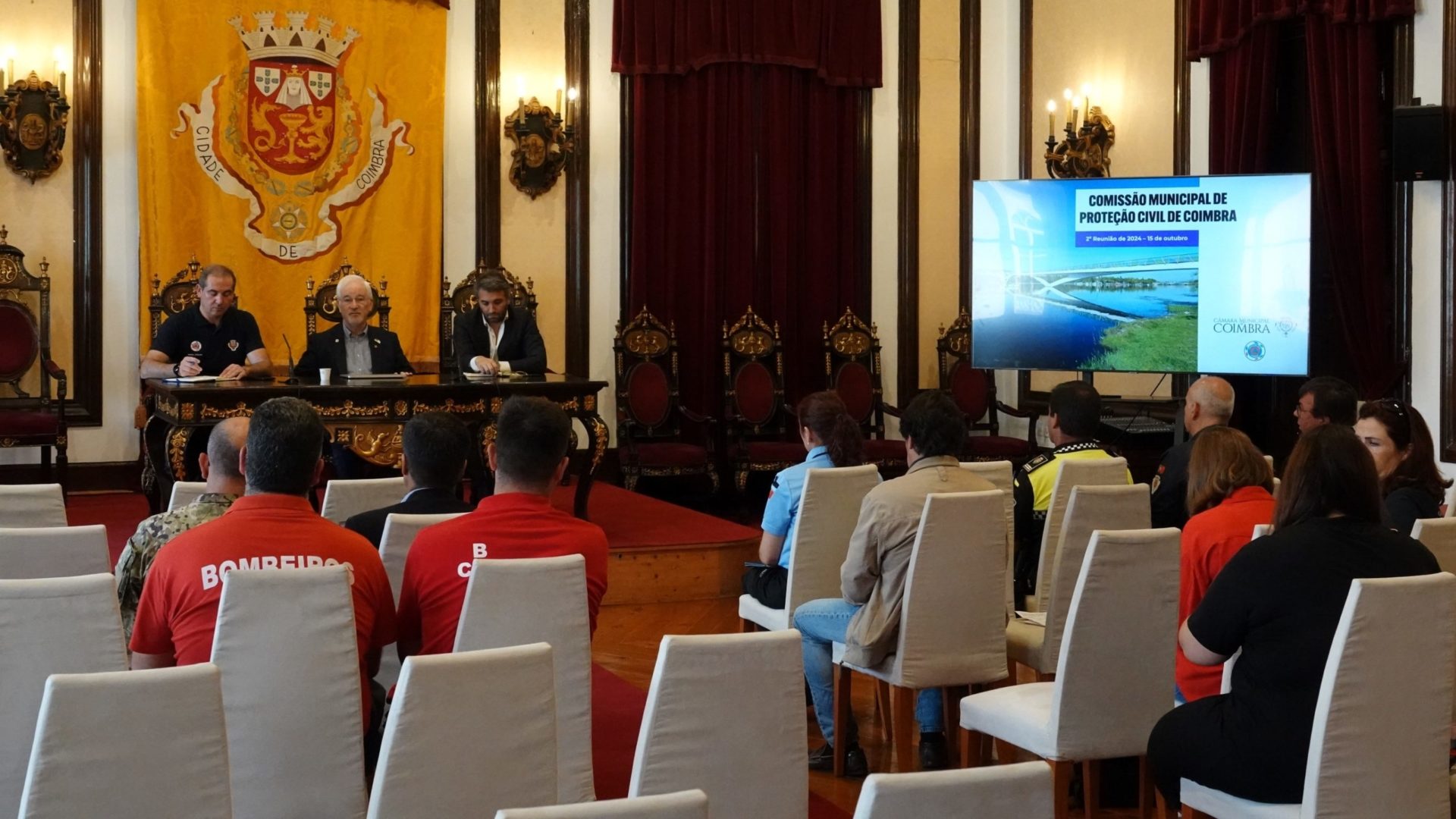 Comissão Municipal de Proteção Civil debateu procedimentos para grandes eventos