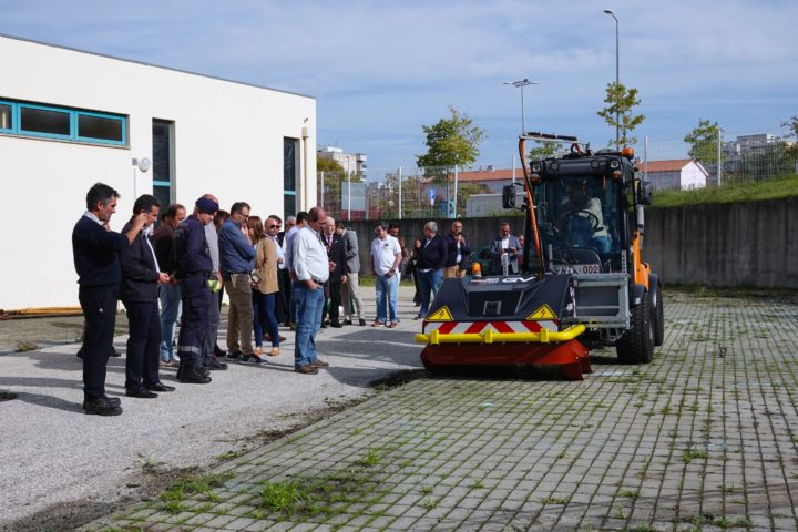 Ação de demonstração Tecnologia inovadora 5 (Personalizar)