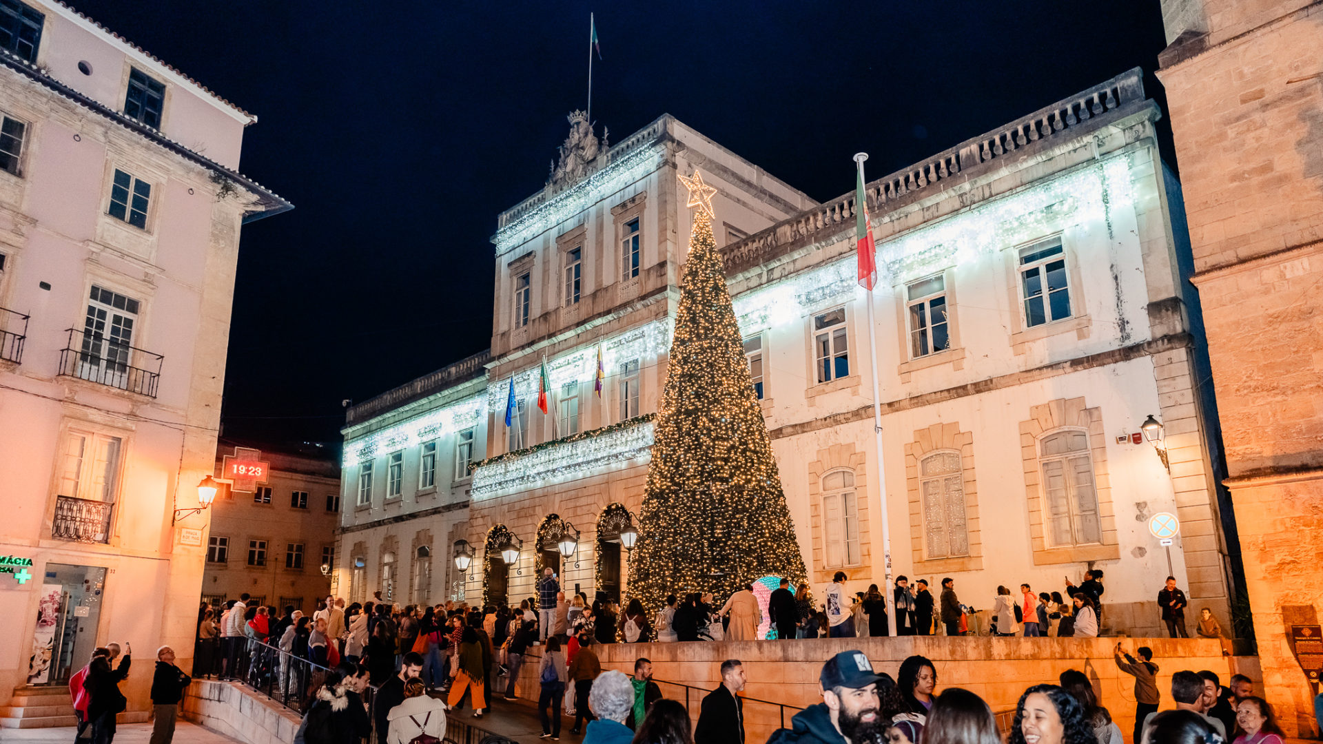 Luzes de Natal dão um novo brilho a Coimbra até ao Dia de Reis