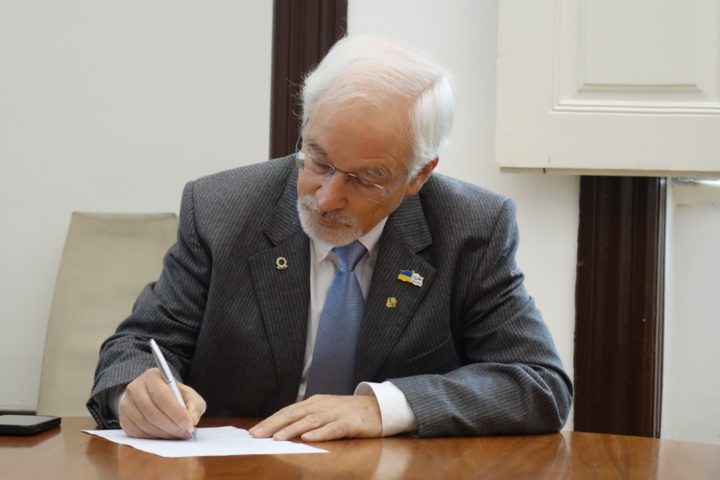 Escritura Prque Industrial de Taveiro (12)