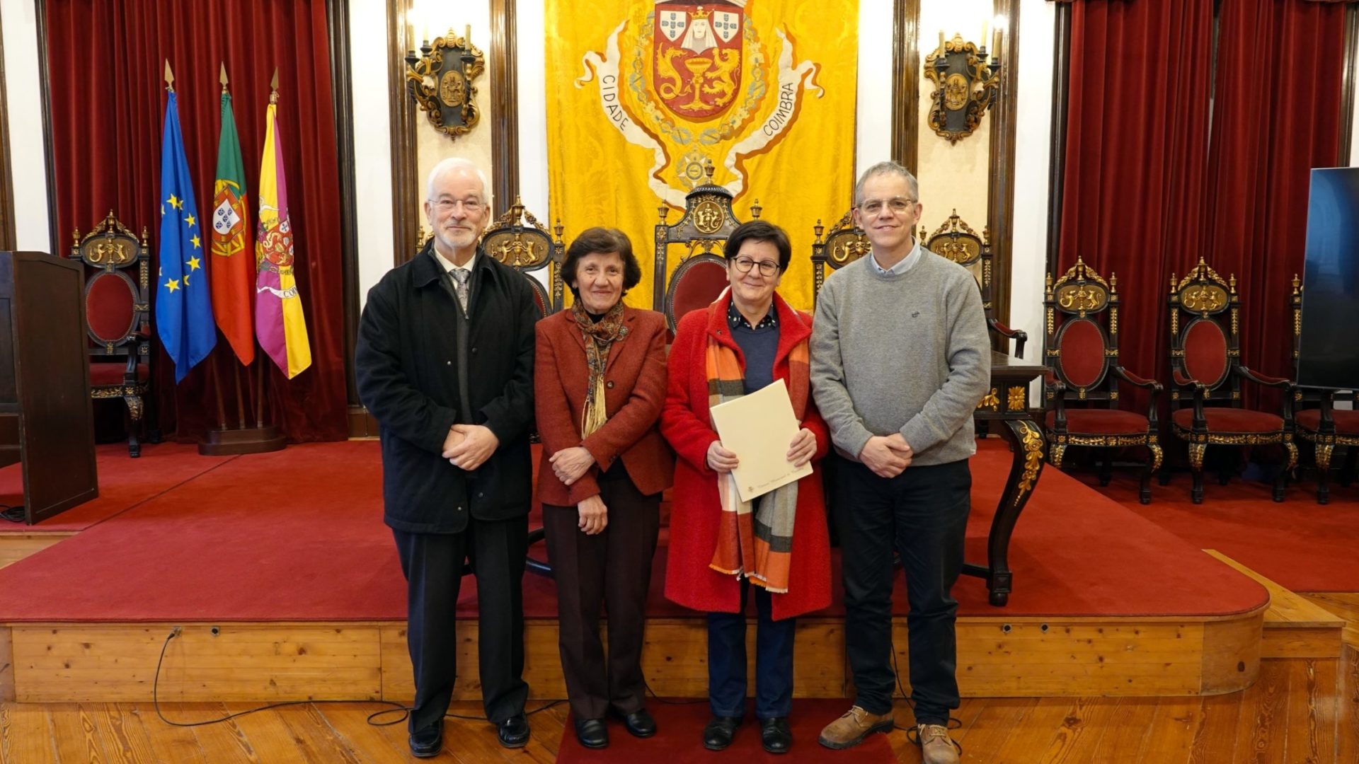 CM de Coimbra formalizada cedência de espaços na Rua da Sofia ao Ateneu de Coimbra