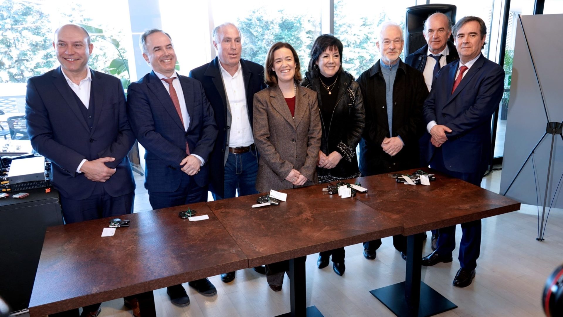 ULS de Coimbra entregou 6 veículos elétricos para os Cuidados de Saúde Primários à Câmara Municipal