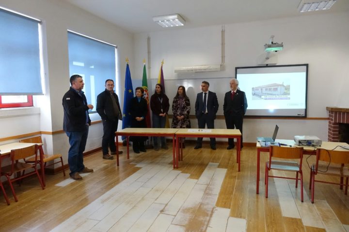 Obras Esc Casais de Vera Cruz (11)