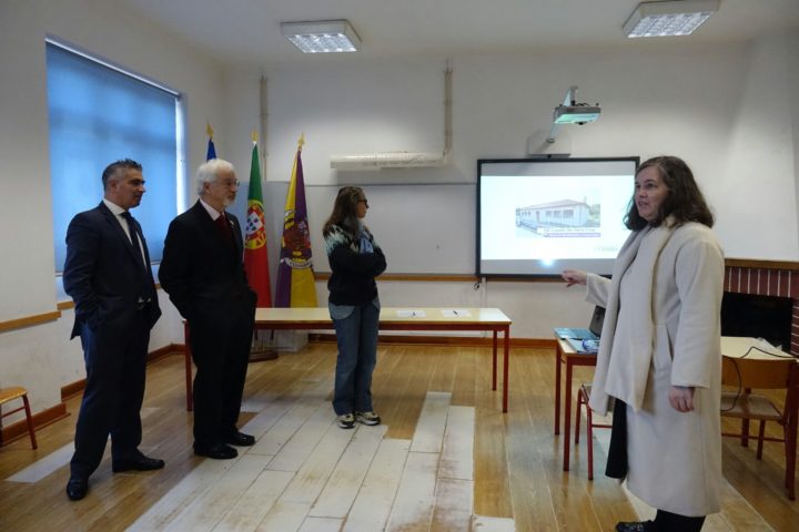 Obras Esc Casais de Vera Cruz (13)