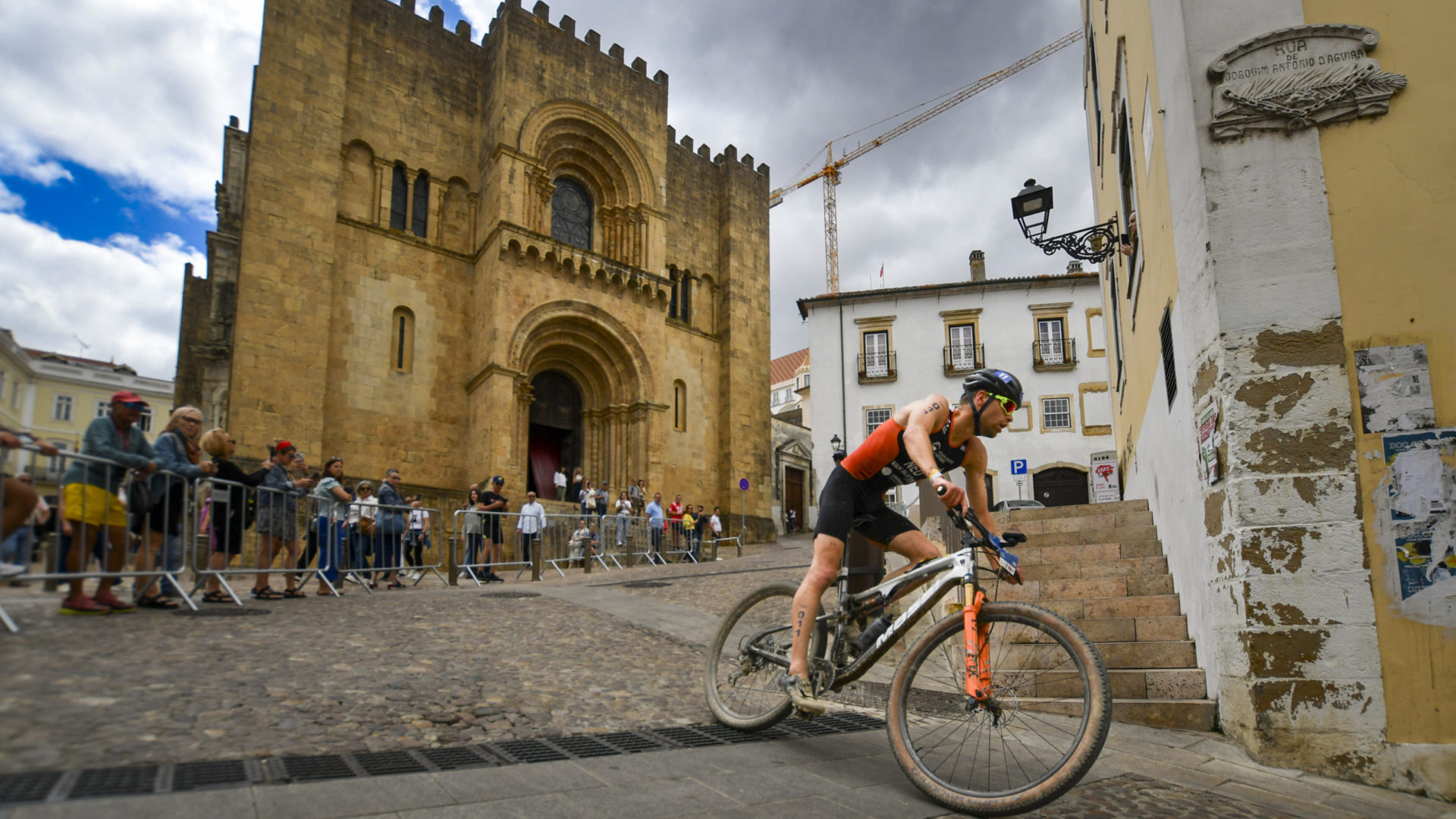 Campeonato da Europa de Triatlo Multisport em Coimbra nomeado para melhor prova do ano