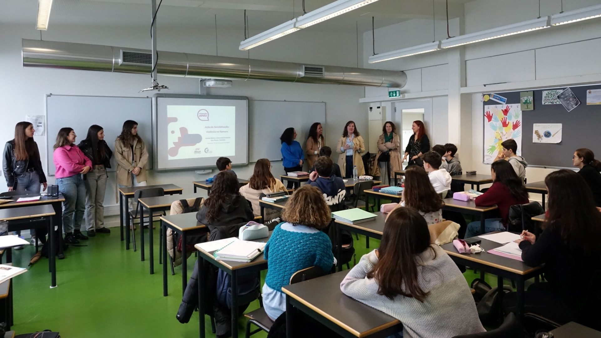 CM de Coimbra promove ações de sensibilização sobre violência no namoro