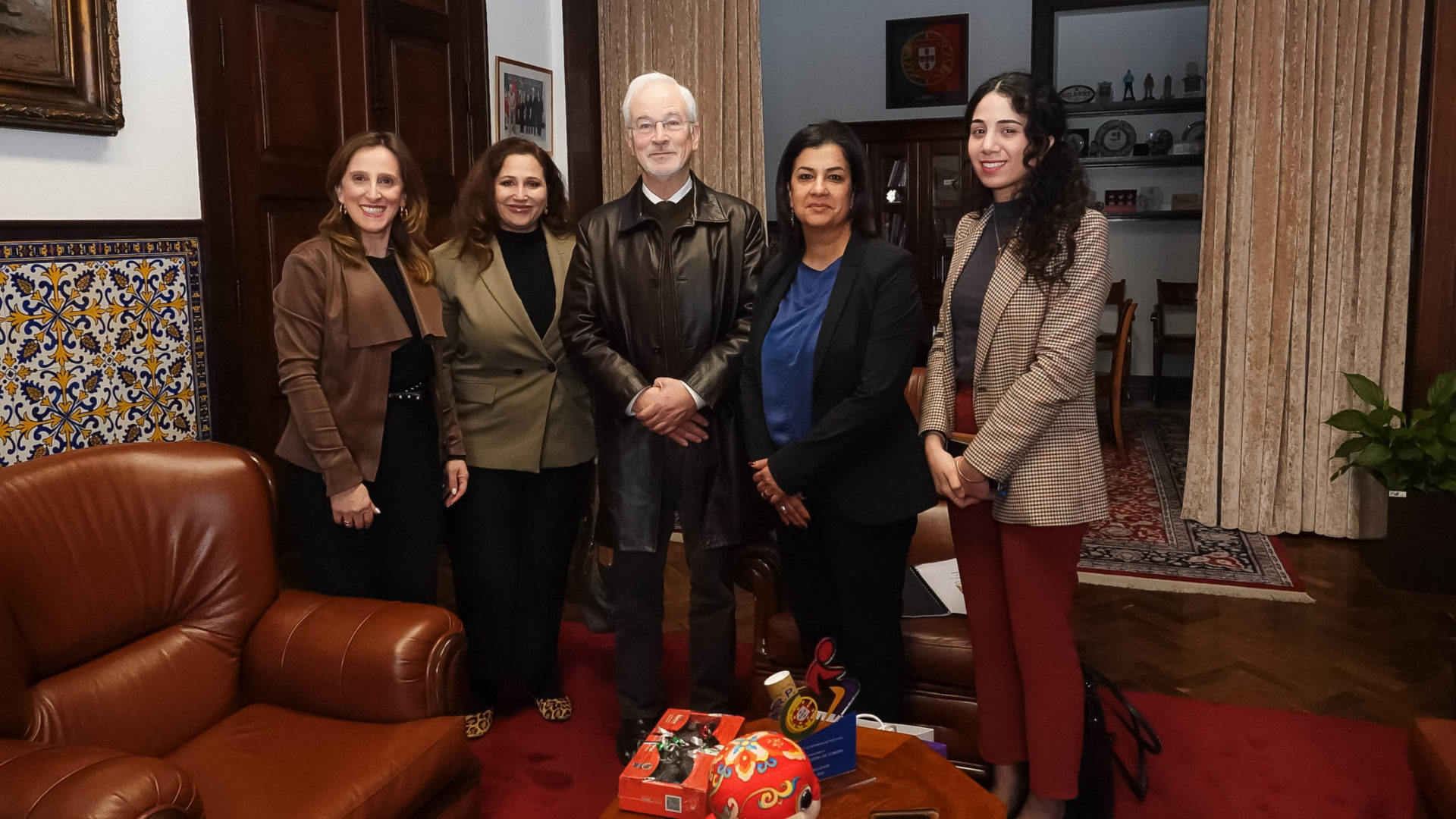 Embaixadora da Palestina em Portugal recebida nos Paços do Concelho de Coimbra