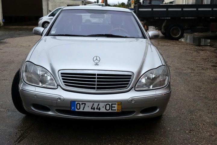 Carro em Hasta Pública (1)