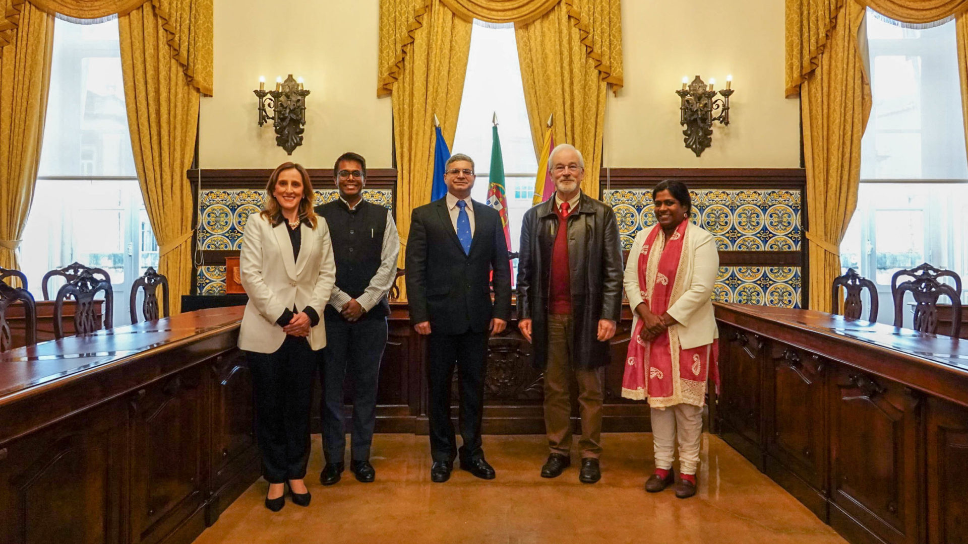 CM de Coimbra recebe Embaixador da Índia em Portugal