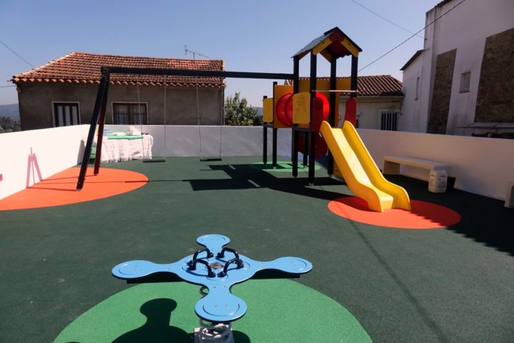 Inauguração Parque Infantil Almalaguês (3)
