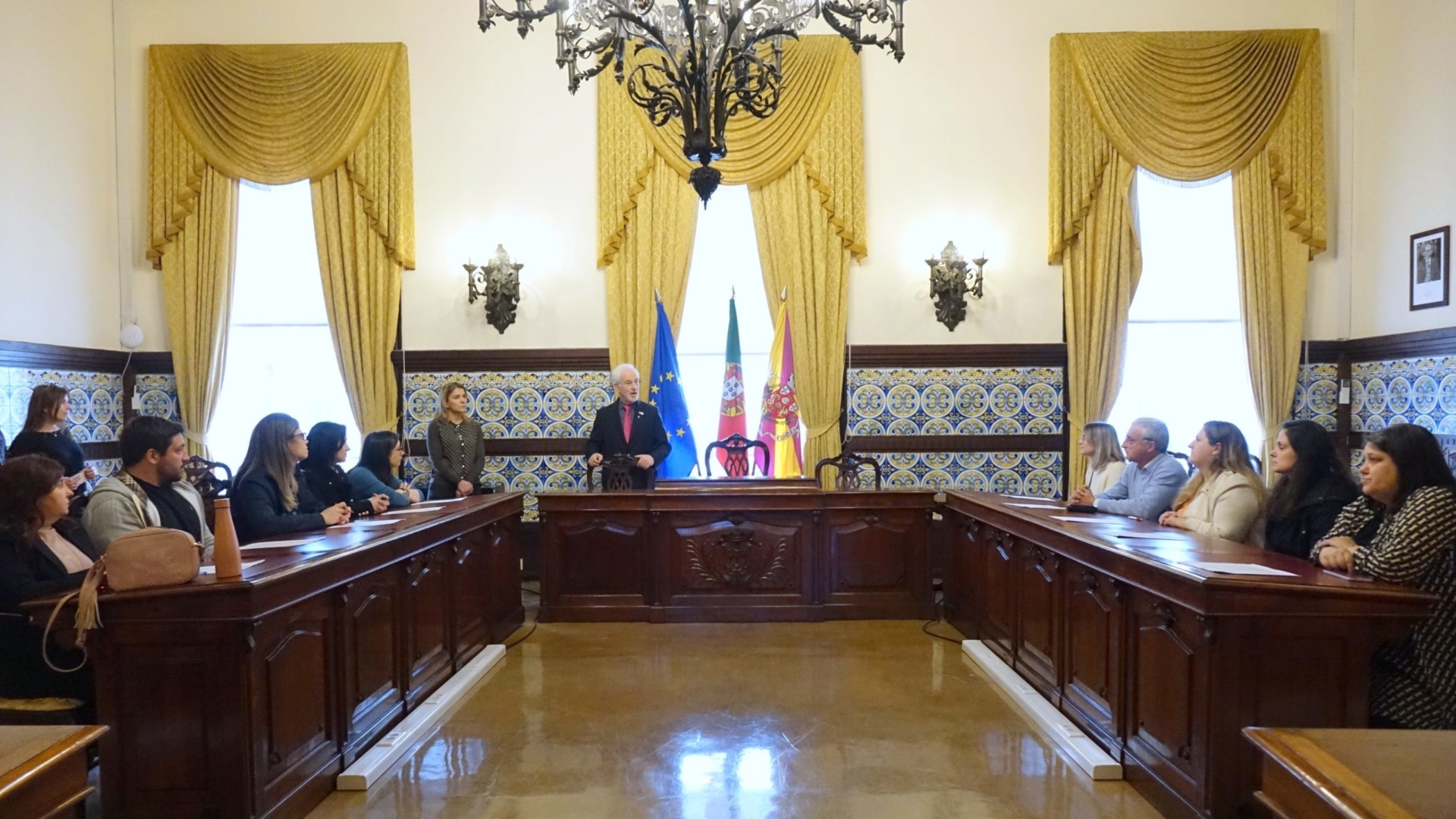 CM de Coimbra recebe 12 novos funcionários para diversas áreas municipais