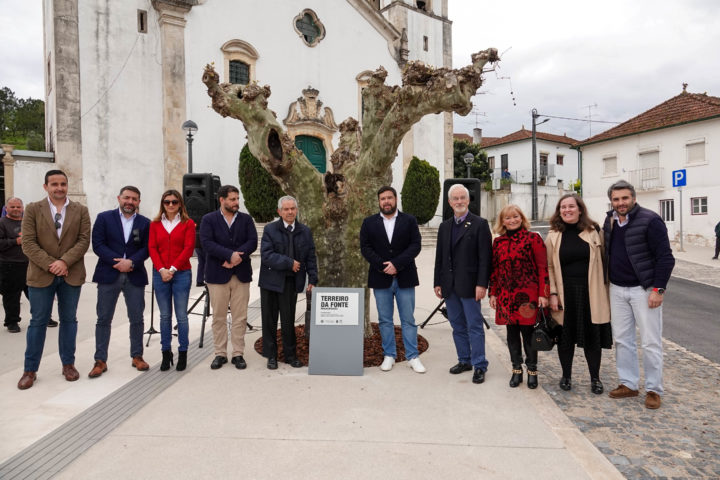 Inauguração Largo Terreiro da Fonte (62)
