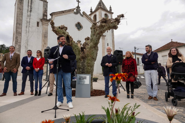 Inauguração Largo Terreiro da Fonte (66)