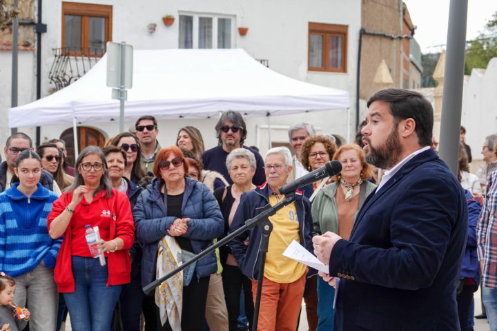 Inauguração Largo Terreiro da Fonte (76)