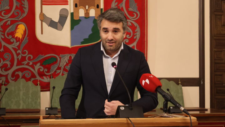 Momento visita delegacion Coimbra (4)