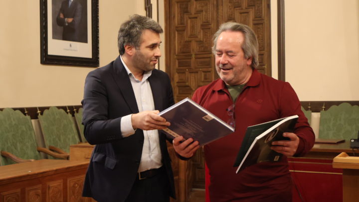 Momento visita delegacion Coimbra (6)