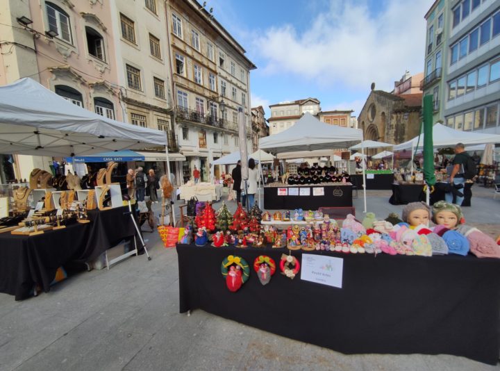 Praça do Comércio acolhe Feira de Artesanato Urbano no próximo sábado (1)
