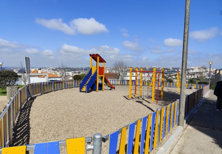 Quinta da Romeira ganha parque infantil renovado e mais seguro (3)