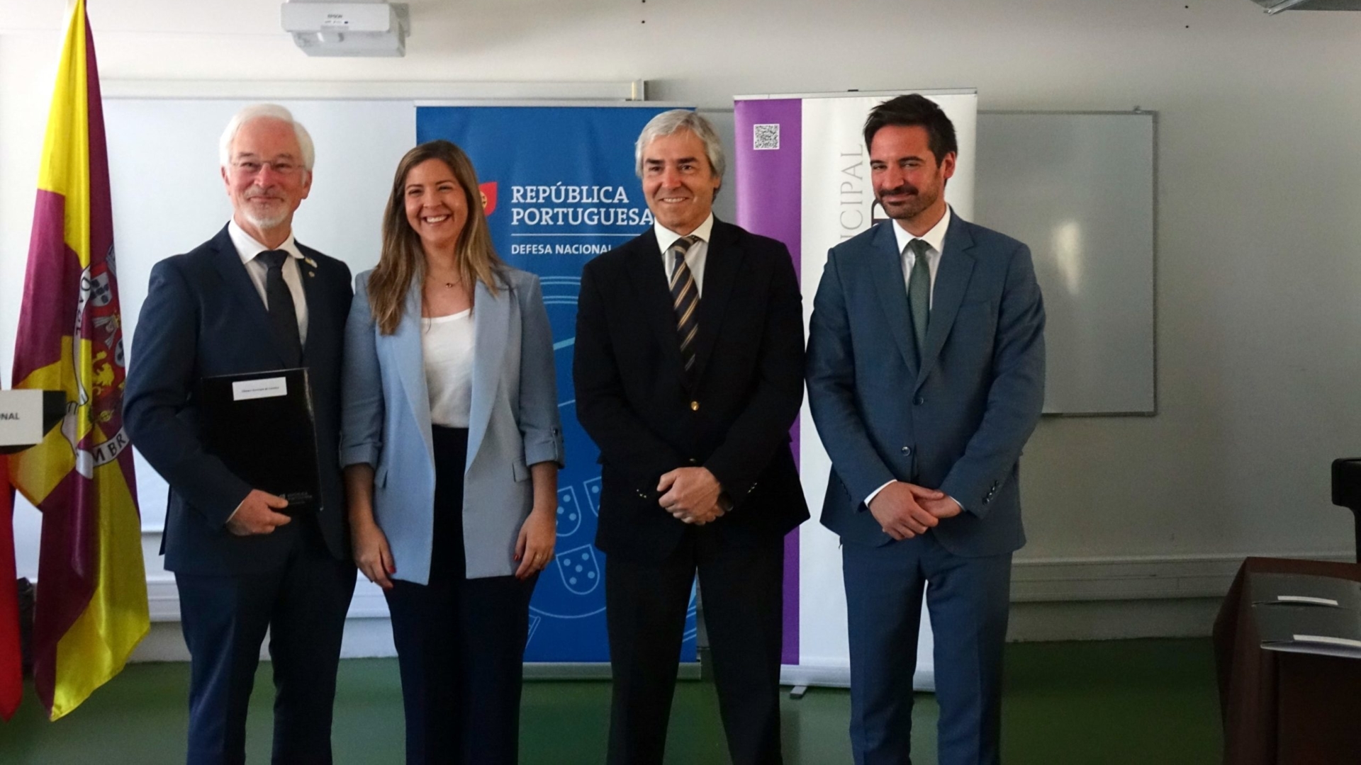 CM de Coimbra assina protocolo para promoção dos valores da Defesa Nacional nas escolas