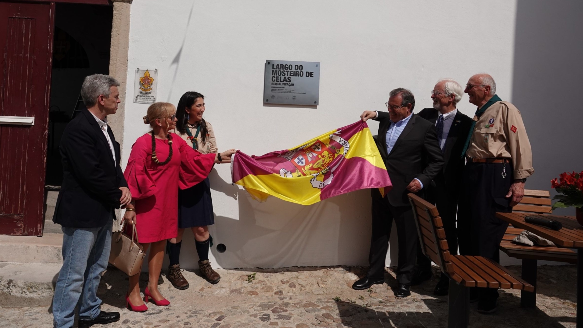 Largo de Mosteiro de Celas requalificado e devolvido ao usufruto da população