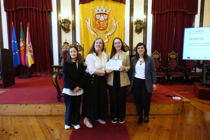 Entrega de Certificados Reverter (13)