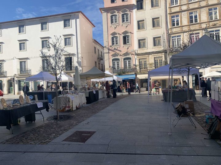 Este sábado há Feira de Artesanato Urbano na Praça do Comércio (2)