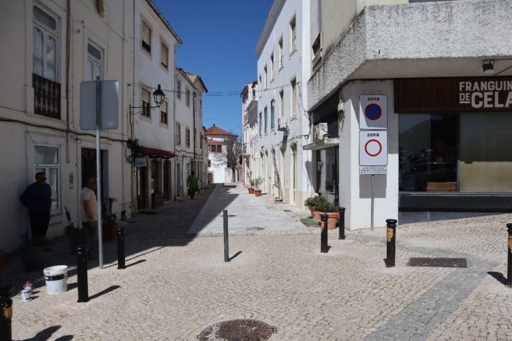 Largo do Mosteiro de Celas