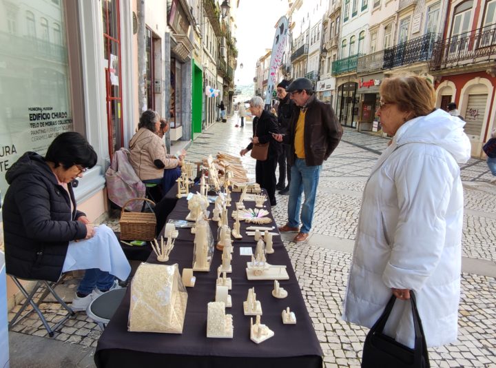 “Montra das Artes & Ofícios” regressa à Baixa de Coimbra no próximo domingo (1)