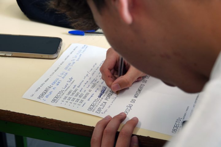 Residência Artística AnoZero 11 (Personalizar)