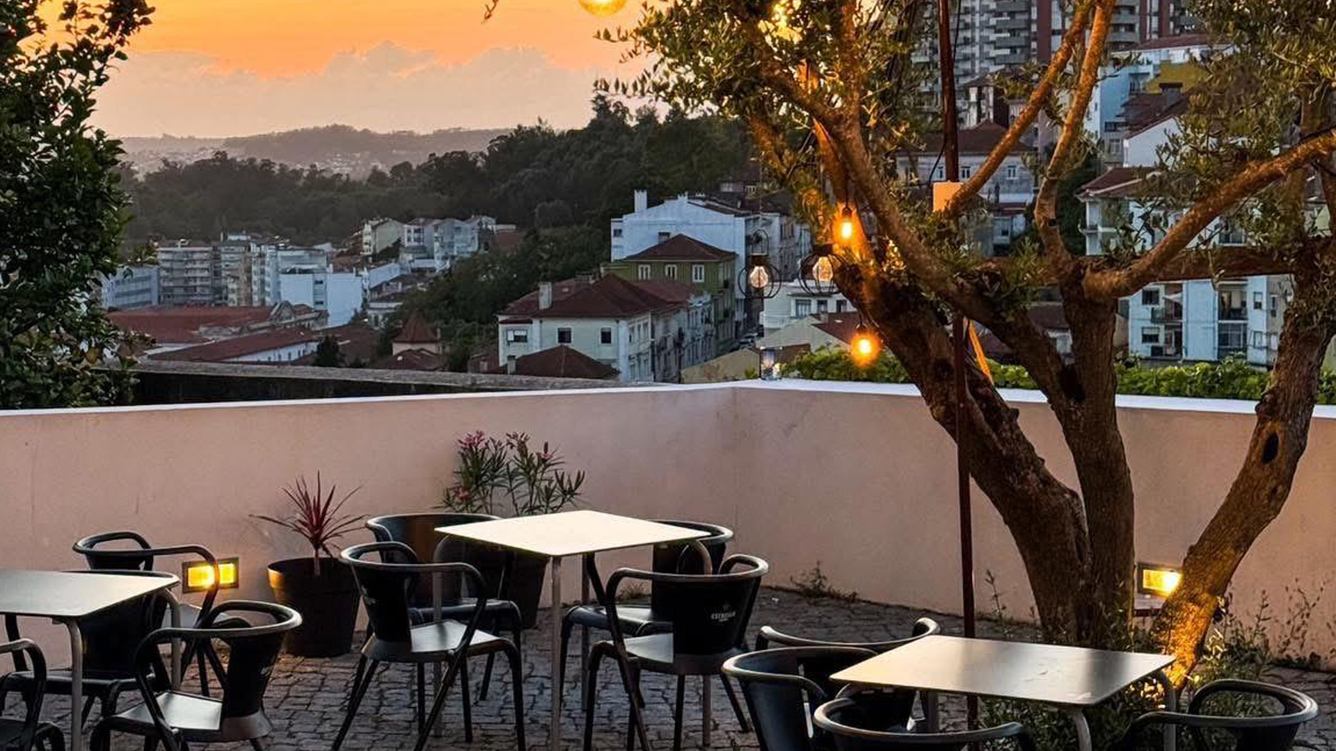 Primeira edição do ANJE Business Drink Coimbra amanhã no Terraço da Alta