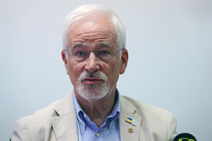 Apresentação de investimentos no Hospital Geral - Covões 6 (Personalizar)