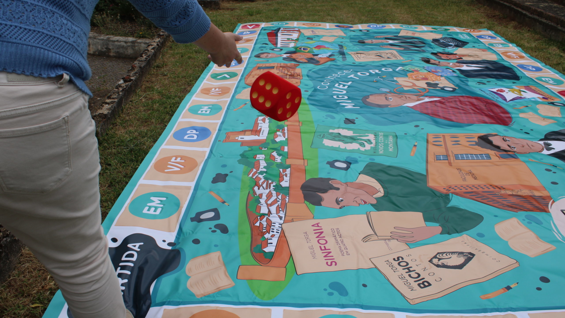 Casa-Museu Miguel Torga inaugura jogo de tabuleiro gigante inspirado no escritor