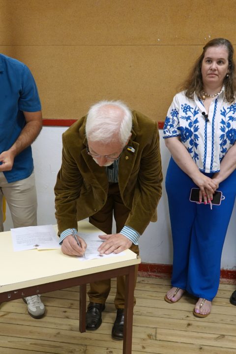 Consignação da obra da escola de Eiras Vertical 1 (Personalizar)