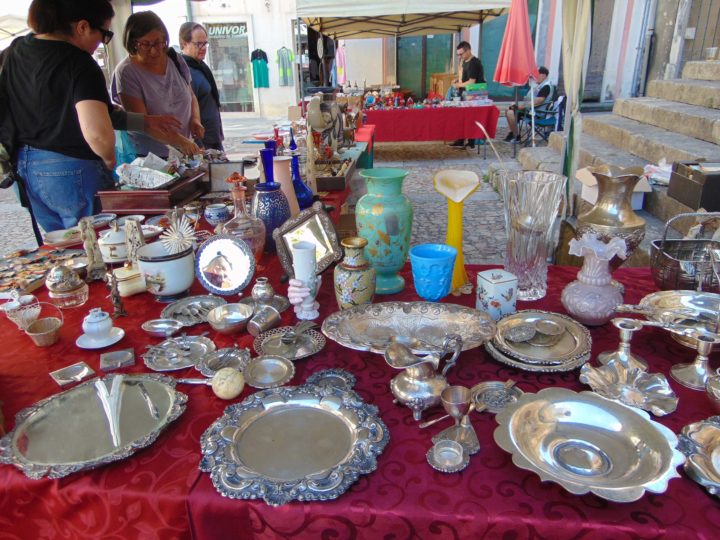 Feira de Velharias_maio (2)