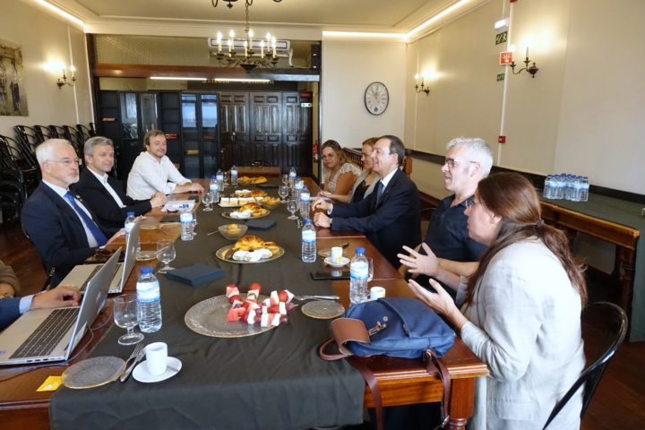 Pequeno-almoço com empresários (14)