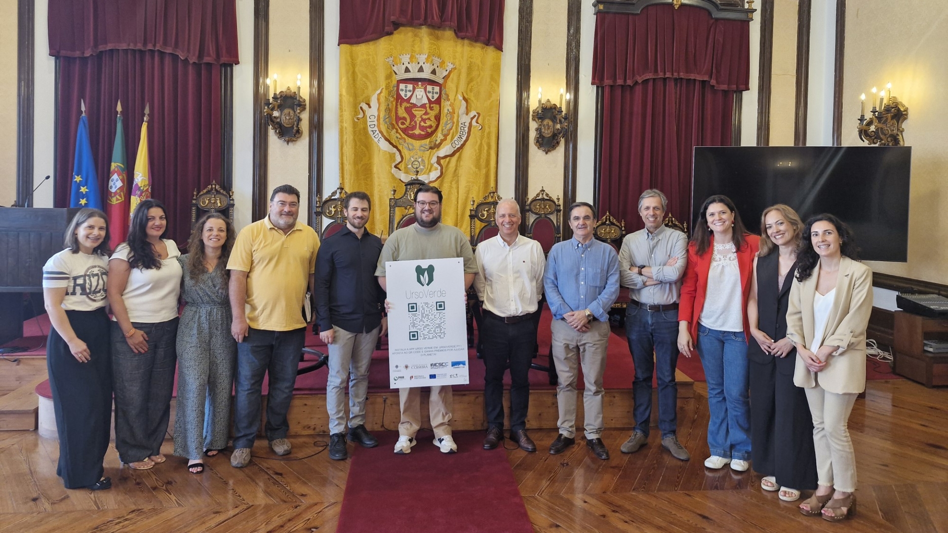 Projeto Urso Verde arranca nova fase de testes com trabalhadores da Câmara e comerciantes da Baixa