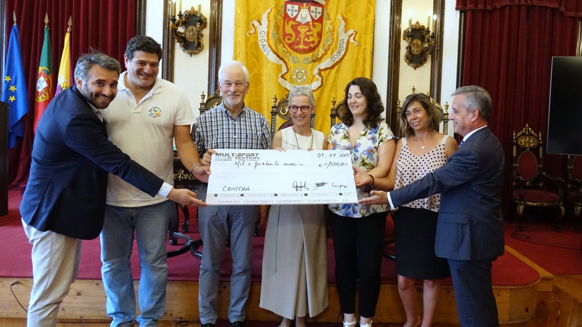 Caminhada Solidária do MultiSport Weekend Coimbra angaria 1.500 euros para a Cavalo Azul