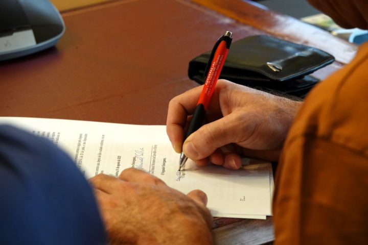 Assinatura Contratos (4)