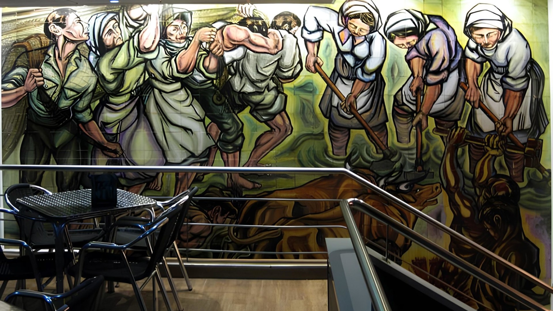 Classificação do painel de Vasco Berardo instalado no Mandarim está em consulta pública