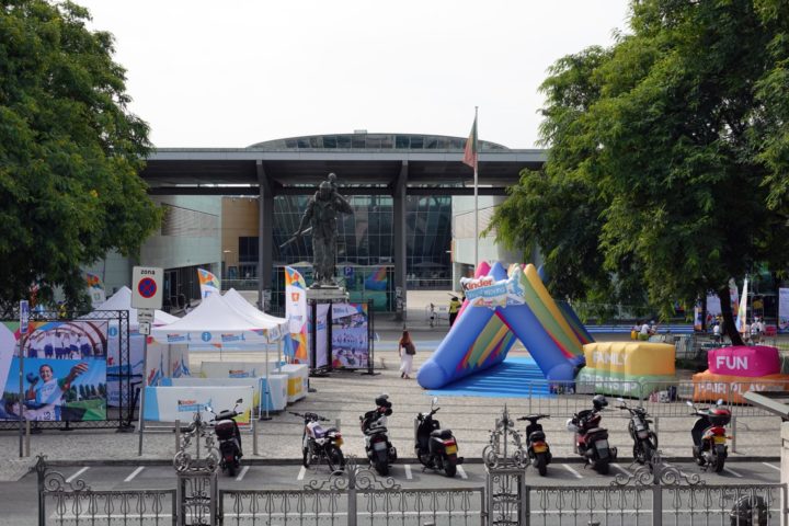 KINDER JOY OF MOVING EXPERIENCE JPS 1 (Personalizar)