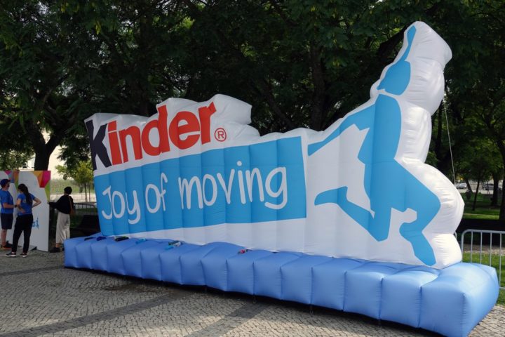 KINDER JOY OF MOVING EXPERIENCE JPS 11 (Personalizar)