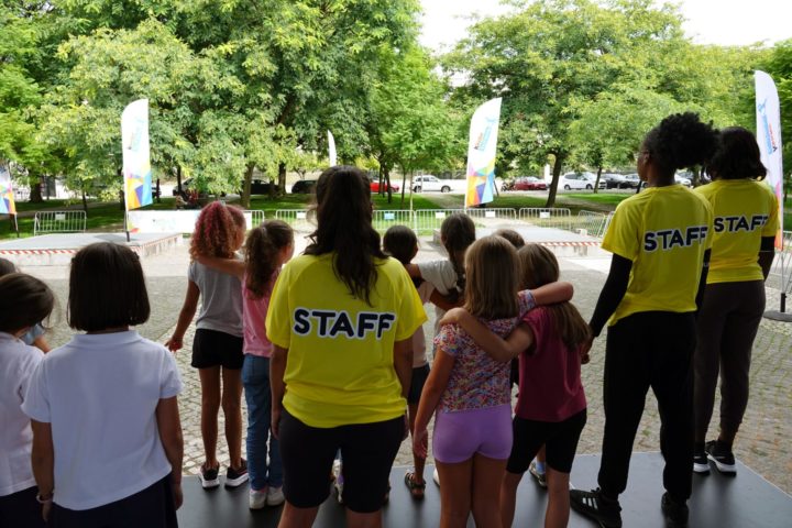 KINDER JOY OF MOVING EXPERIENCE JPS 9 (Personalizar)