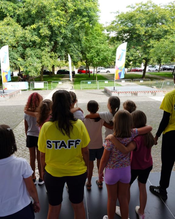 KINDER JOY OF MOVING EXPERIENCE JPS Vertical 4x5 13 (Personalizar)